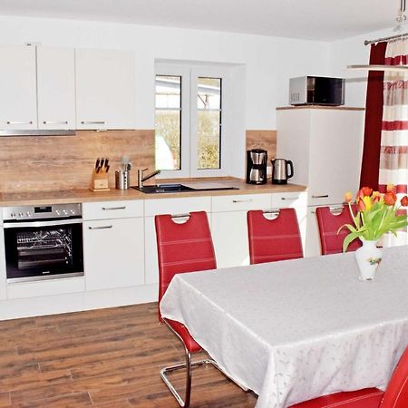 Ferienhaus Zum Boddenstrand Mit Ka Groß Zicker Esterno foto