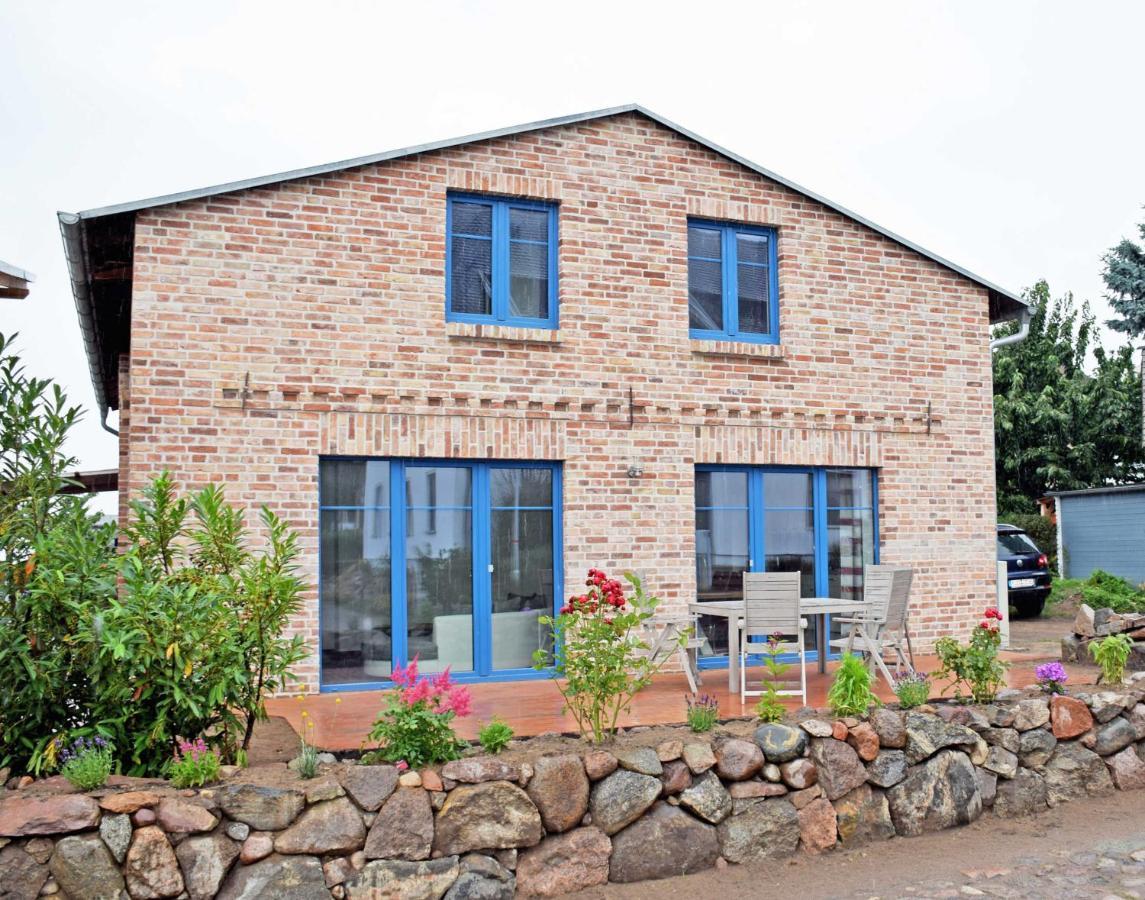 Ferienhaus Zum Boddenstrand Mit Ka Groß Zicker Esterno foto