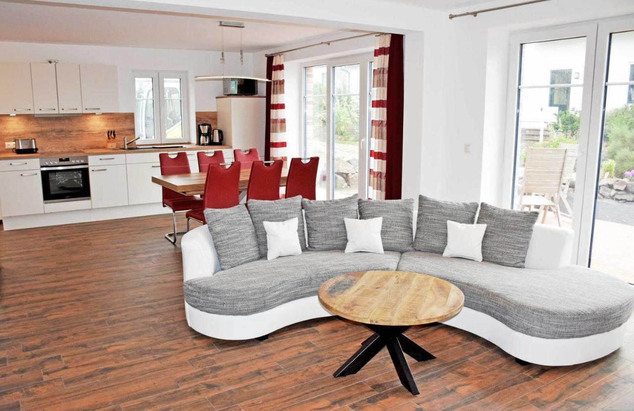 Ferienhaus Zum Boddenstrand Mit Ka Groß Zicker Esterno foto