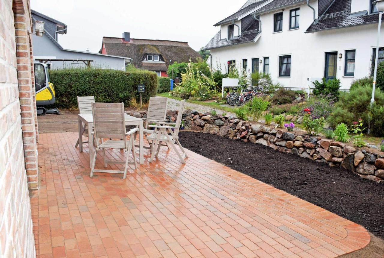 Ferienhaus Zum Boddenstrand Mit Ka Groß Zicker Esterno foto