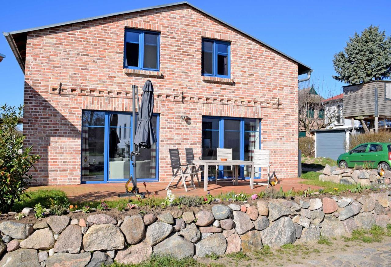 Ferienhaus Zum Boddenstrand Mit Ka Groß Zicker Esterno foto