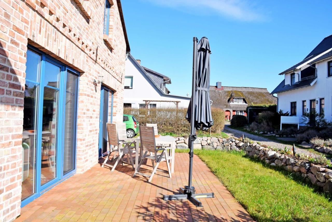 Ferienhaus Zum Boddenstrand Mit Ka Groß Zicker Esterno foto