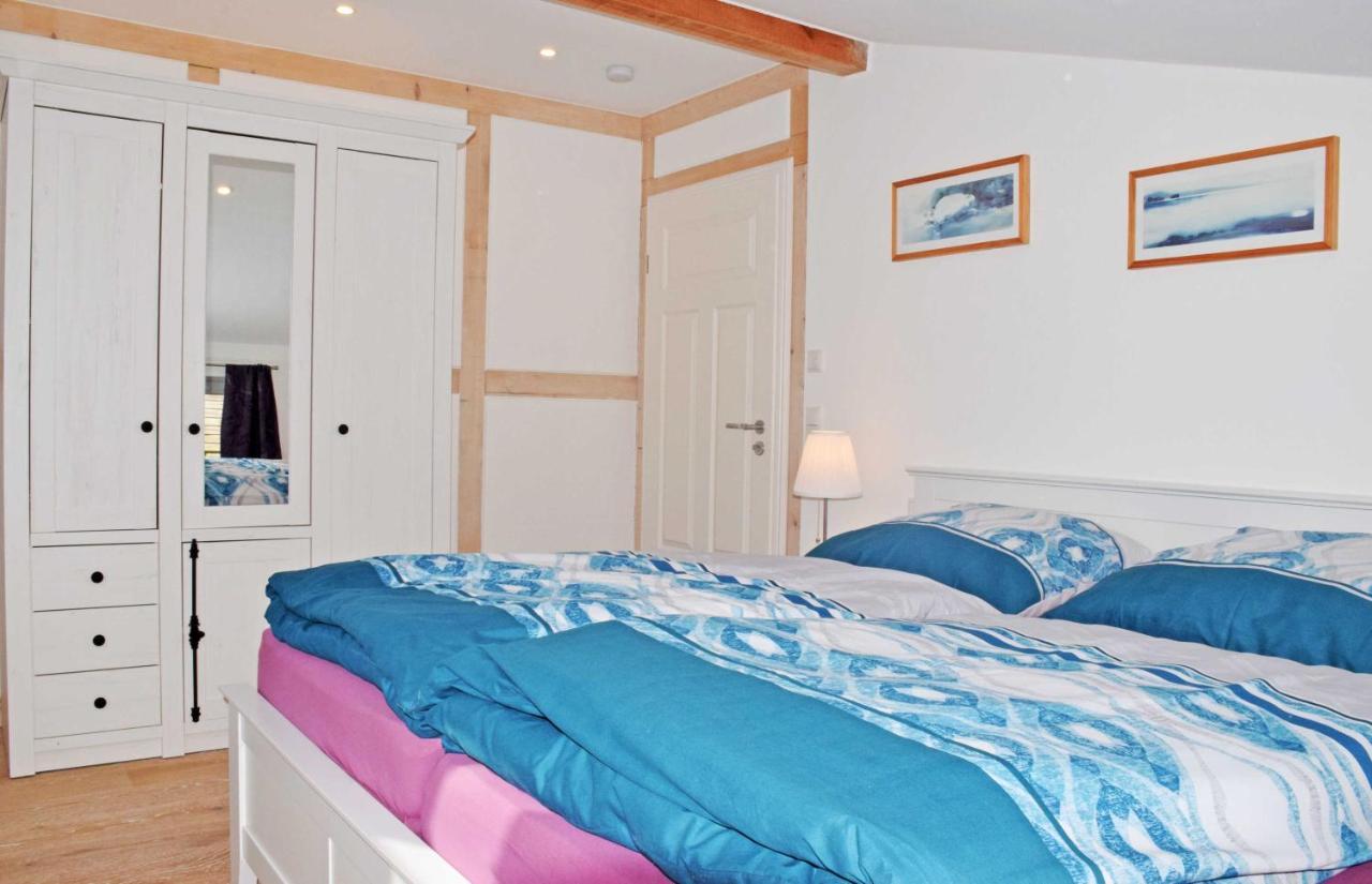 Ferienhaus Zum Boddenstrand Mit Ka Groß Zicker Esterno foto